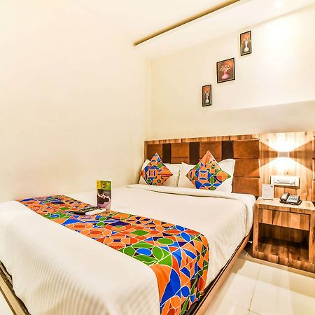 Fabexpress Gateway Inn Andheri East Мумбаї Екстер'єр фото